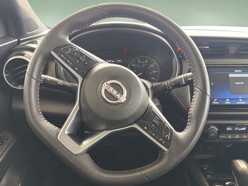 Certified 2024 Nissan Kicks SR FWD image 12