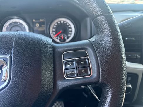 Used 2014 RAM 2500 SLT AWD/4WD image 38