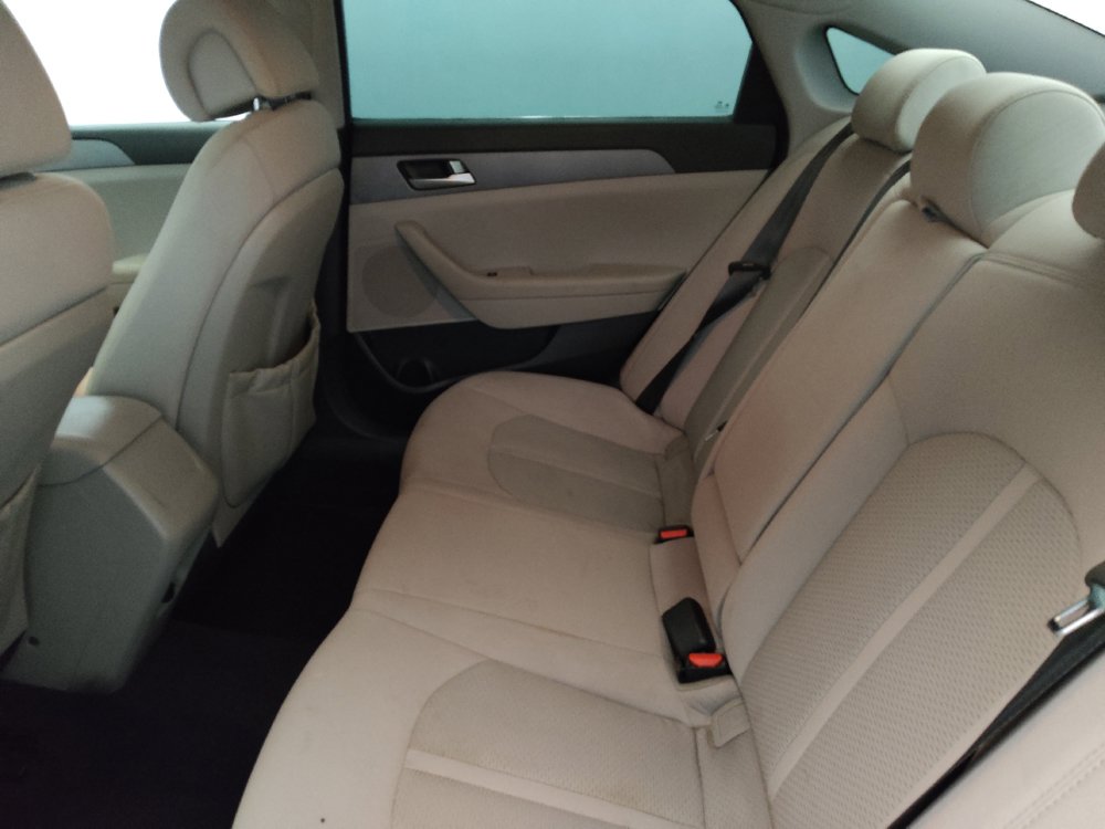 Used 2017 Hyundai Sonata SE FWD image 18