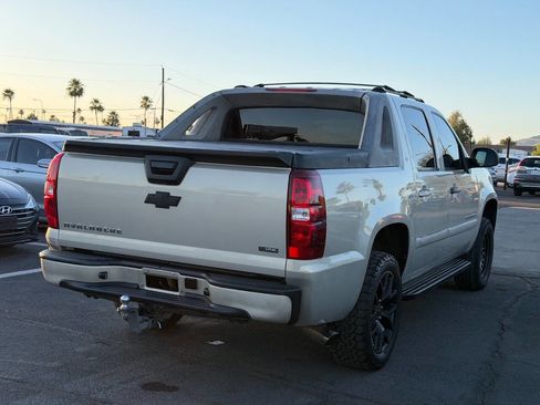 Used 2007 Chevrolet Avalanche LT RWD image 8