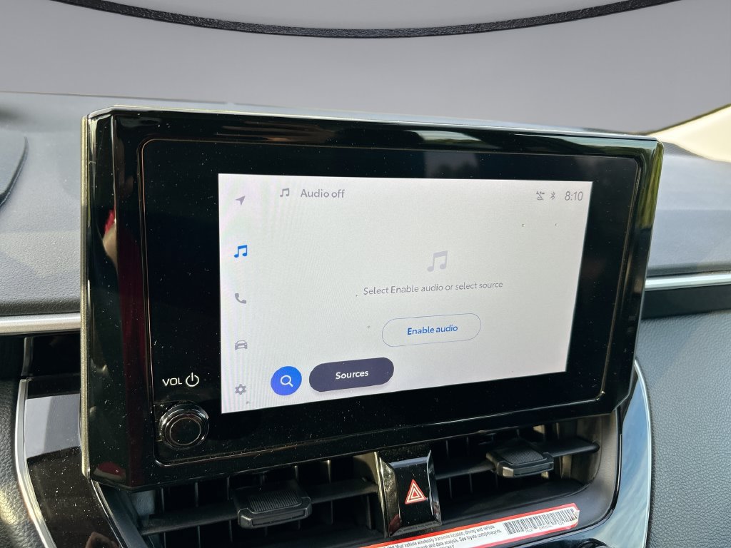 Used 2025 Toyota Corolla LE FWD image 21