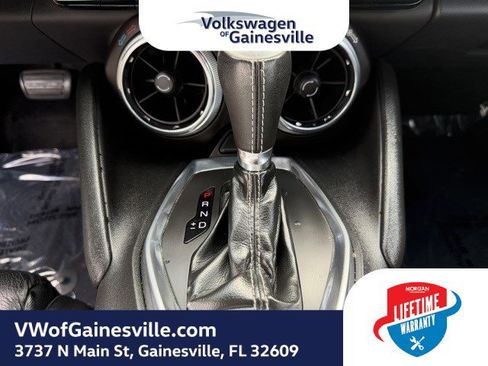 Used 2019 Chevrolet Camaro LT image 21
