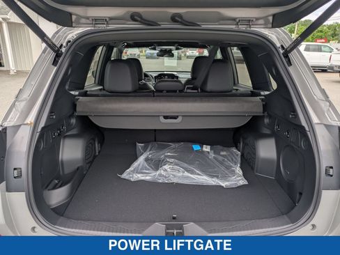 Used 2025 Subaru Forester Sport AWD/4WD image 34