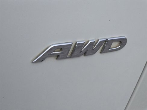 Used 2017 Honda CR-V Touring image 9