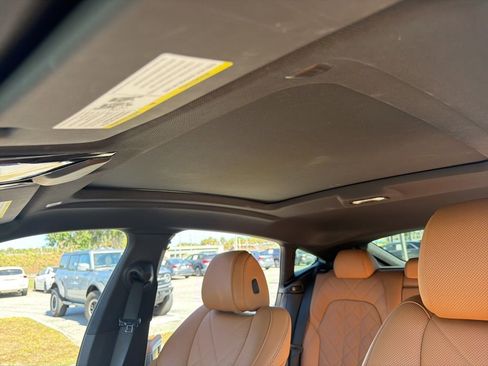 Used 2023 BMW X6 xDrive40i w/ Executive Package AWD/4WD image 16