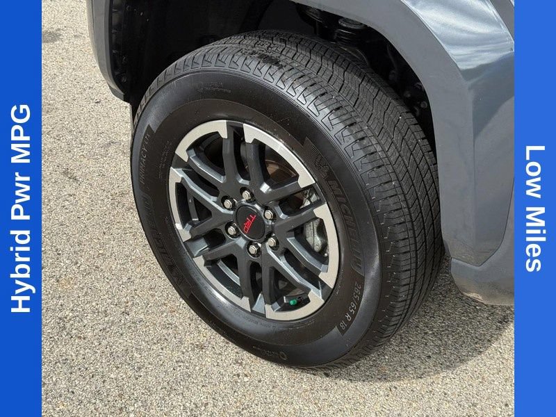 Used 2024 Toyota Tacoma TRD Sport AWD/4WD image 10