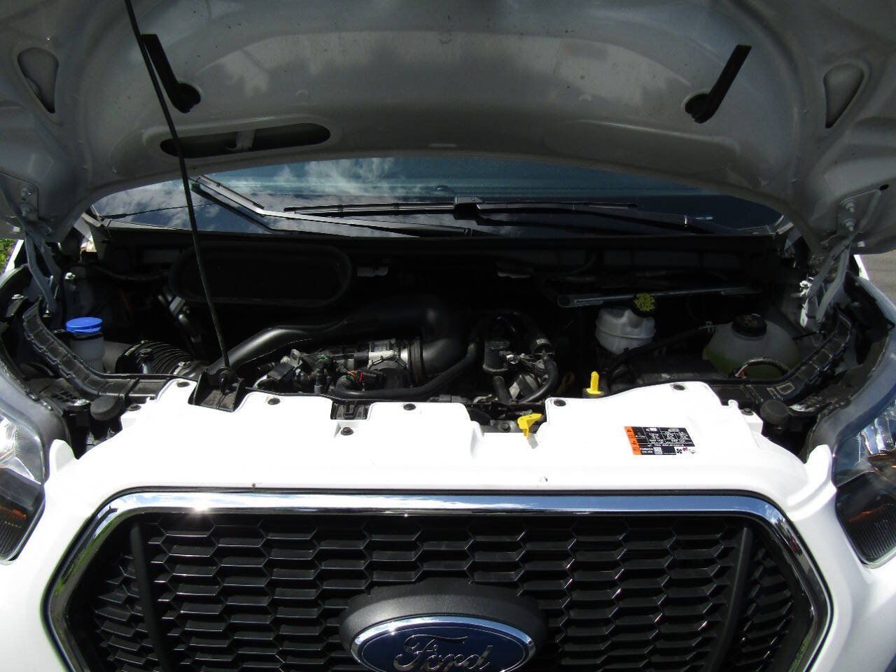 Used 2024 Ford Transit 250 Low Roof w/ Exterior Upgrade Package RWD image 29