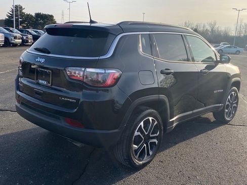 Used 2022 Jeep Compass Limited image 4