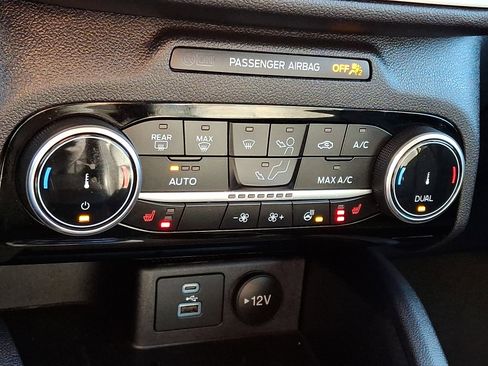 Certified 2022 Ford Escape SEL image 15