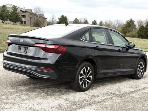 Used 2022 Volkswagen Jetta S image 31