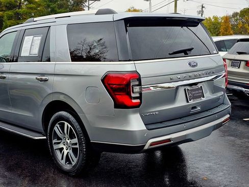 Used 2022 Ford Expedition Limited image 13