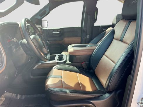 Used 2022 Chevrolet Silverado 1500 High Country image 22