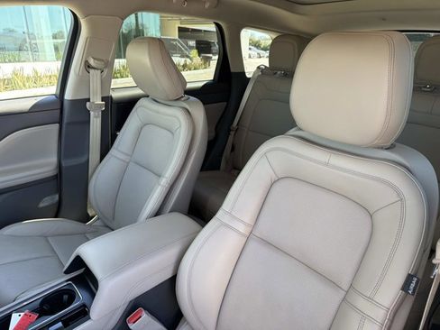 Certified 2020 Lincoln Corsair FWD w/ Premium Package image 15