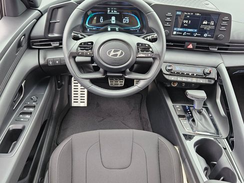 New 2026 Hyundai Elantra SEL Sport Premium FWD image 7