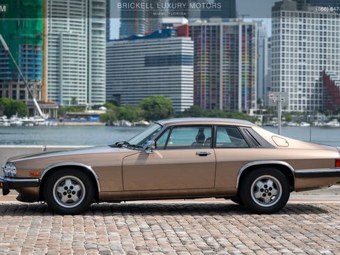 Used 1987 Jaguar XJS V12 Coupe RWD image 10