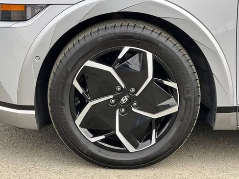 Certified 2024 Hyundai Ioniq 5 Limited RWD image 34