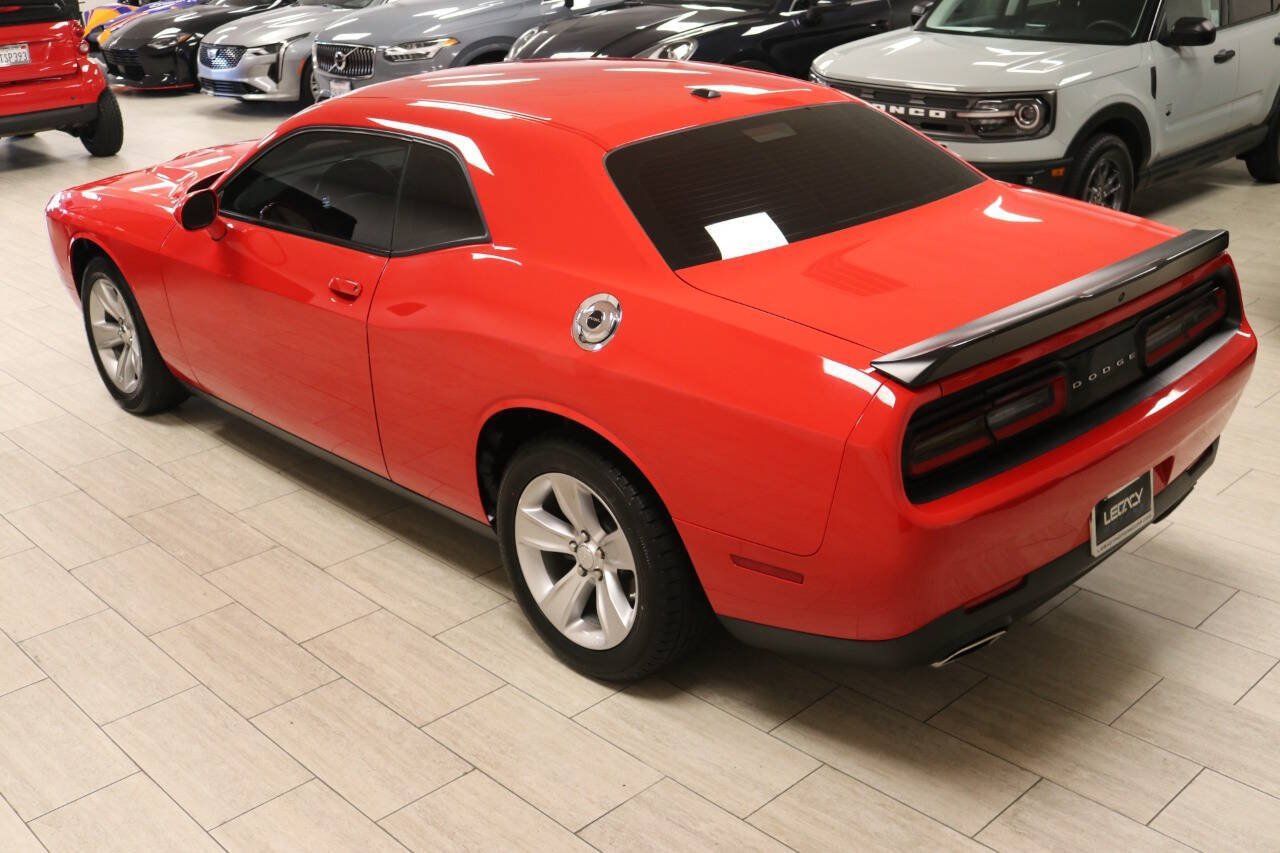 Used 2023 Dodge Challenger SXT RWD image 94