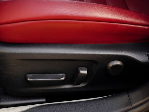 Used 2020 Lexus IS 300 F Sport image 32