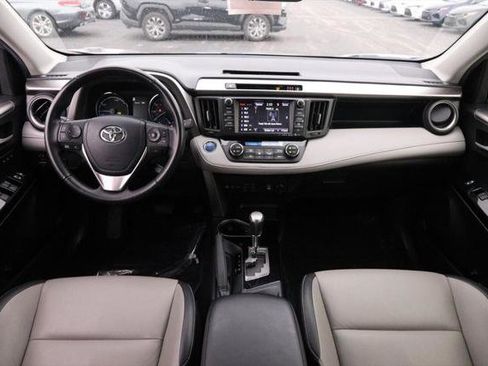 Certified 2018 Toyota RAV4 Limited image 22