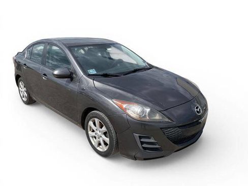 Used 2011 MAZDA MAZDA3 i Touring FWD image 8
