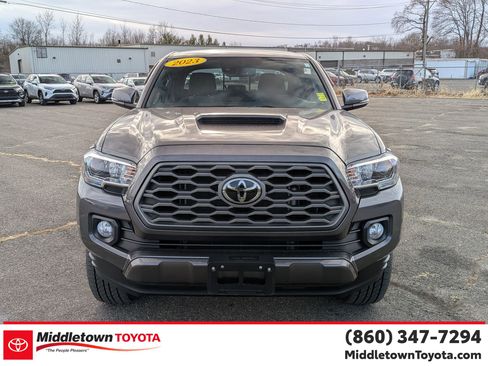 Certified 2023 Toyota Tacoma TRD Off-Road image 8