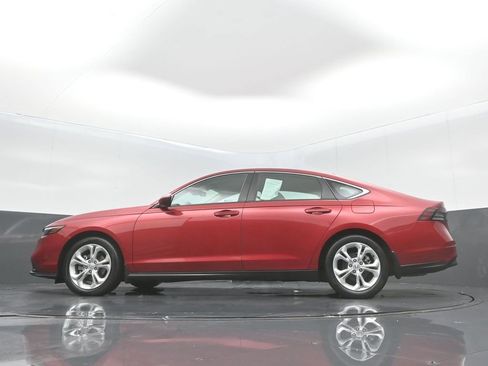 Certified 2023 Honda Accord LX image 17