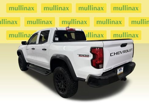 Used 2024 Chevrolet Colorado Trail Boss w/ Advanced Trailering Package image 10