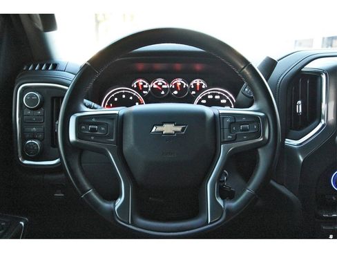 Used 2023 Chevrolet Silverado 2500 LT image 13