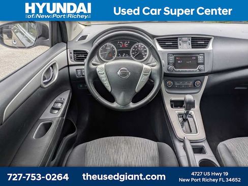 Used 2015 Nissan Sentra SV FWD image 16