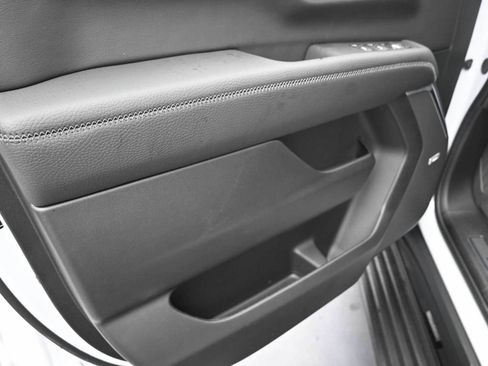 New 2026 GMC Yukon XL Denali w/ Sun & Power Step Package image 6