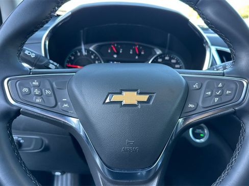 Used 2024 Chevrolet Equinox LT image 27