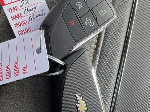 Used 2022 Chevrolet Silverado 1500 ZR2 w/ Technology Package image 8