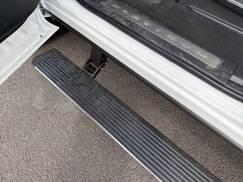 New 2026 Ford F350 Platinum w/ FX4 Off-Road Package image 16