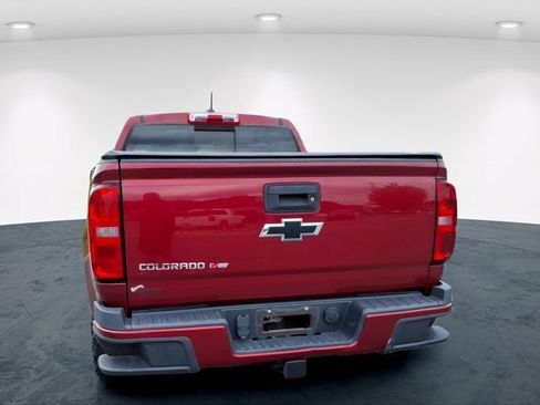 Used 2017 Chevrolet Colorado Z71 AWD/4WD image 12