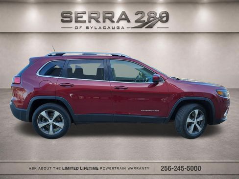 Used 2020 Jeep Cherokee Limited AWD/4WD image 4