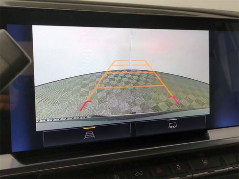 Certified 2024 Chevrolet Silverado 1500 LT image 15