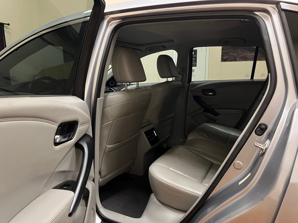 Used 2017 Acura RDX w/ Advance Package FWD image 16