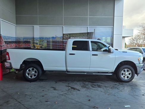 Used 2024 RAM 2500 Big Horn image 4