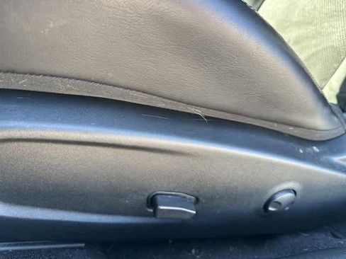 Used 2022 Dodge Challenger GT w/ Plus Package image 11