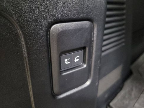 Used 2024 Land Rover Defender 130 Outbound image 30