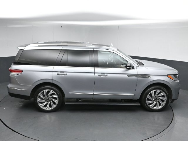 Certified 2023 Lincoln Navigator Reserve AWD/4WD image 54