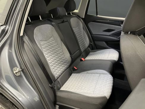 Used 2025 Volkswagen Tiguan S image 29