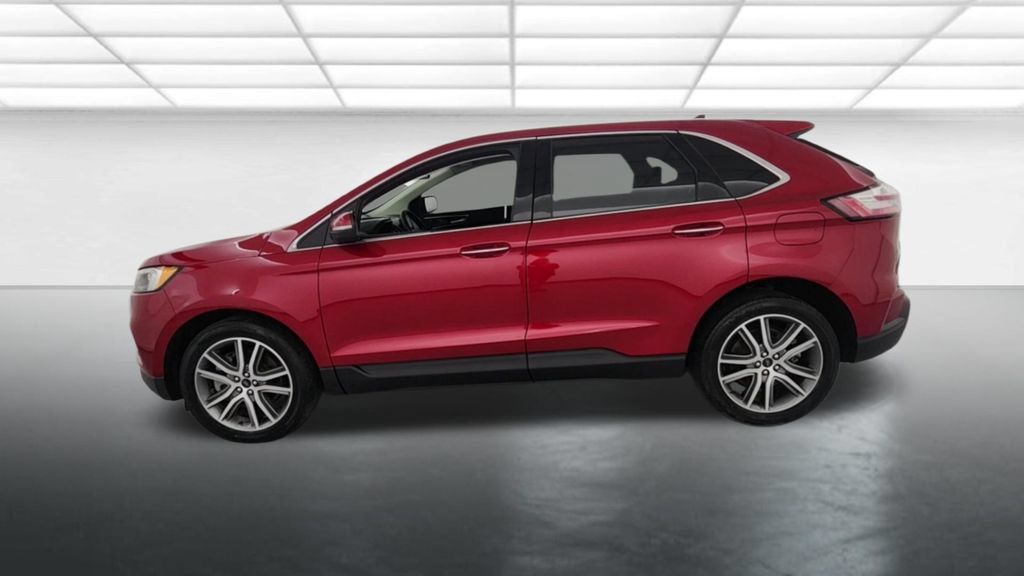 Used 2023 Ford Edge Titanium AWD/4WD image 5
