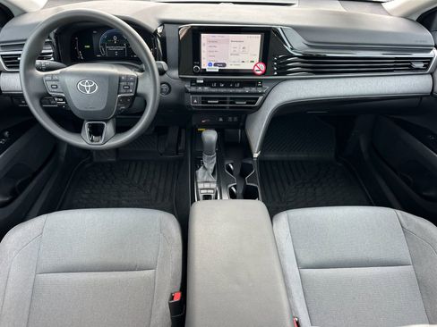 Used 2026 Toyota Camry LE FWD image 14
