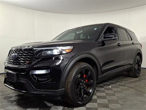 Used 2022 Ford Explorer ST w/ Equipment Group 401A image 6