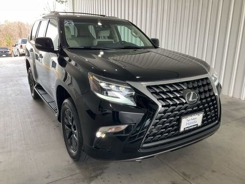 Used 2023 Lexus GX 460 Premium w/ Premium Package image 29