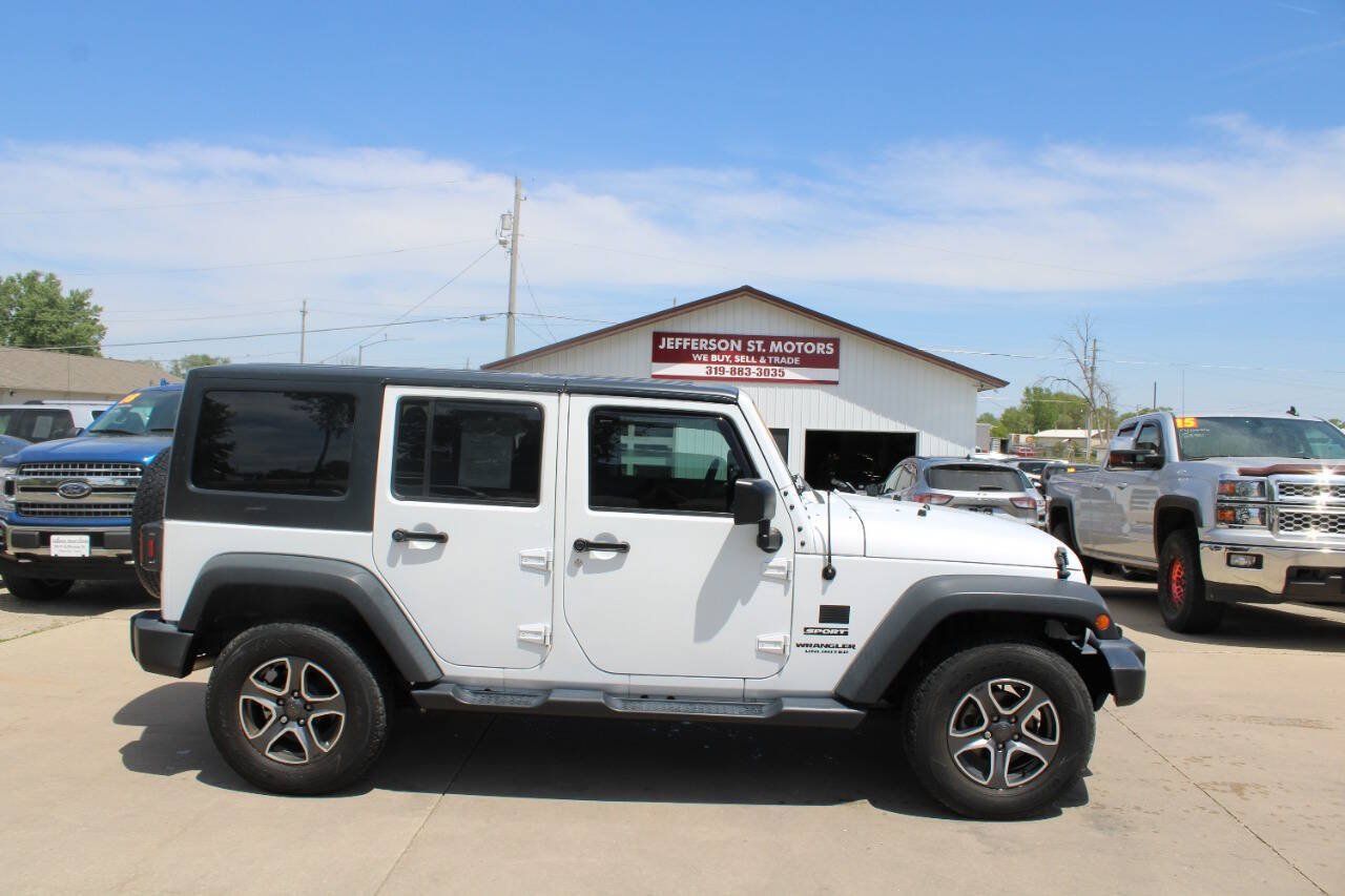 Used 2017 Jeep Wrangler Unlimited Sport w/ Quick Order Package 23S AWD/4WD image 1