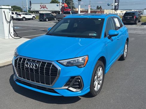 Used 2022 Audi Q3 2.0T Premium AWD/4WD image 1
