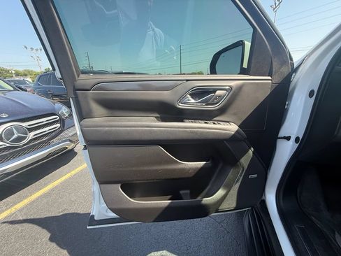 Used 2024 GMC Yukon XL AT4 w/ Max Trailering Package AWD/4WD image 11