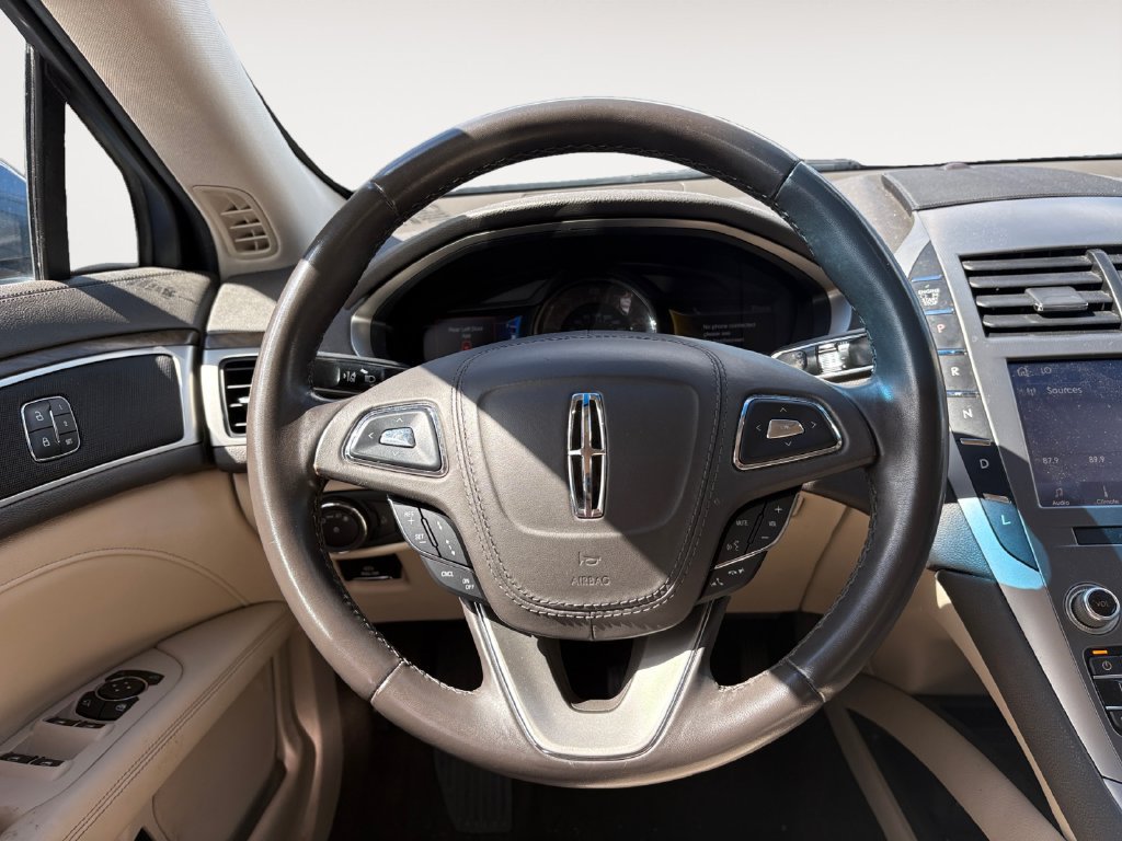 Used 2019 Lincoln MKZ Reserve FWD image 12